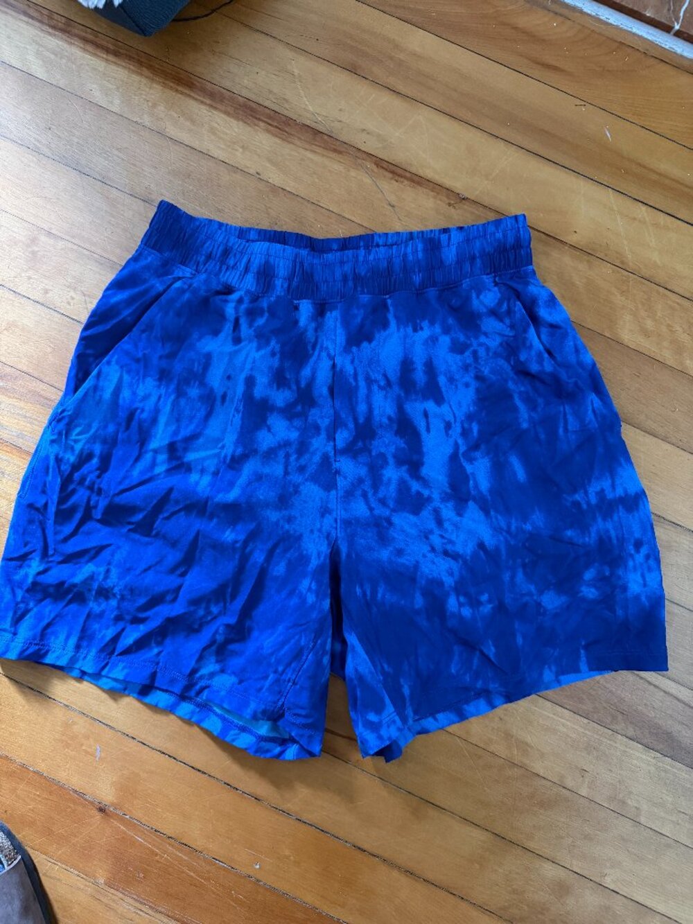Lululemon Pacebreaker Short 5" | Men's Medium | Blue Camo